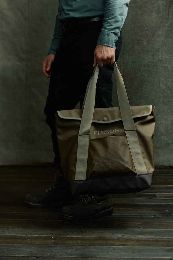 ALL-WEATHER TOTE BAG