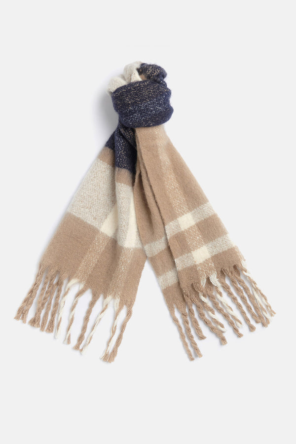 Barbour Saltburn Beanie & Scarf Gift Set