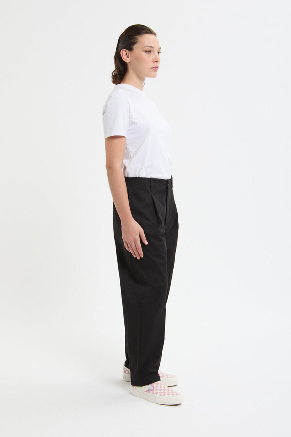 Tuck Tapered Fit Twill Pants