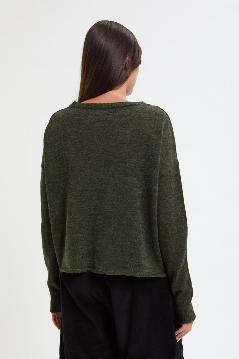 Boat neck light jaw