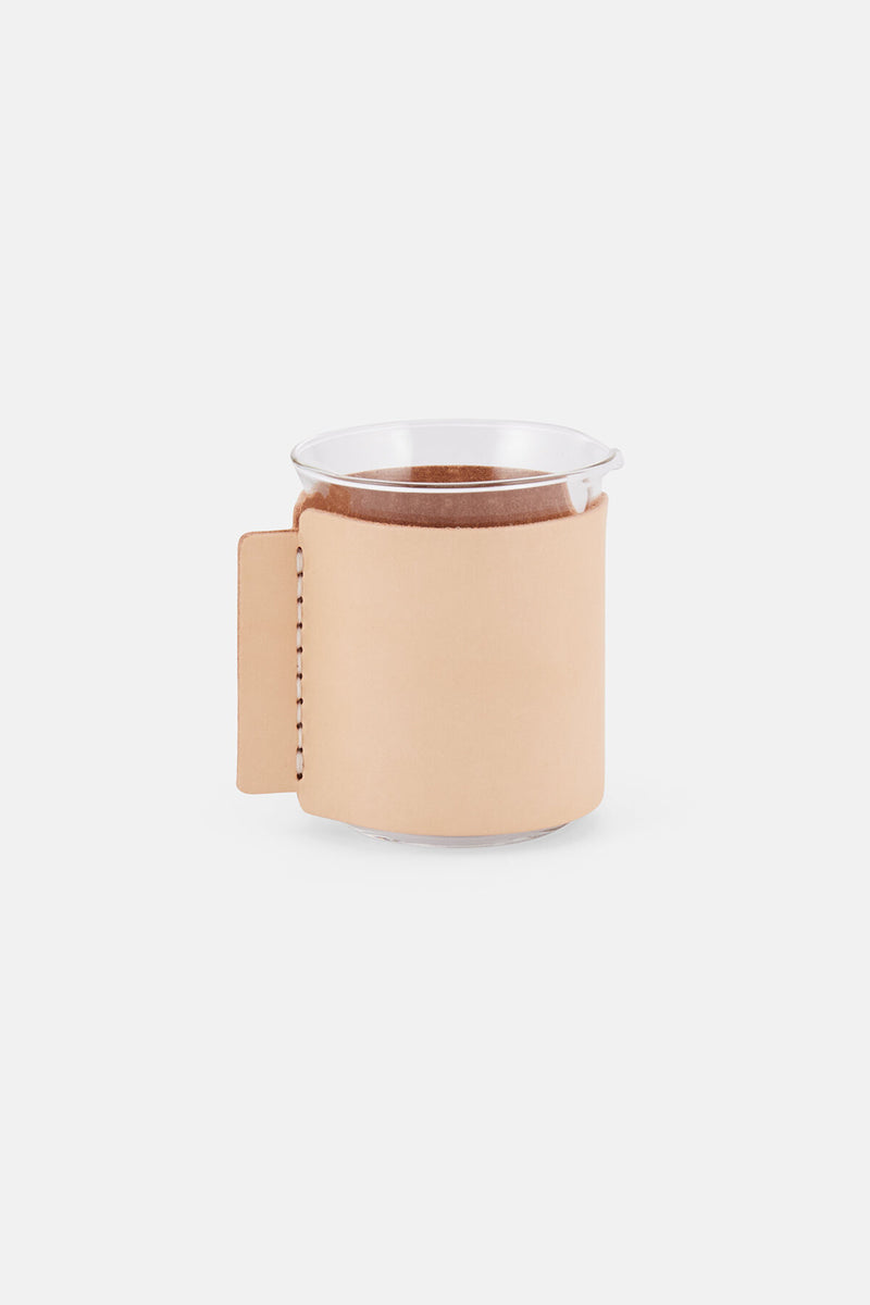 Beaker with leather lining