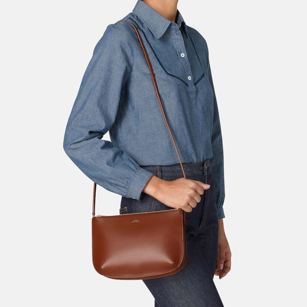 Leather shoulder bag